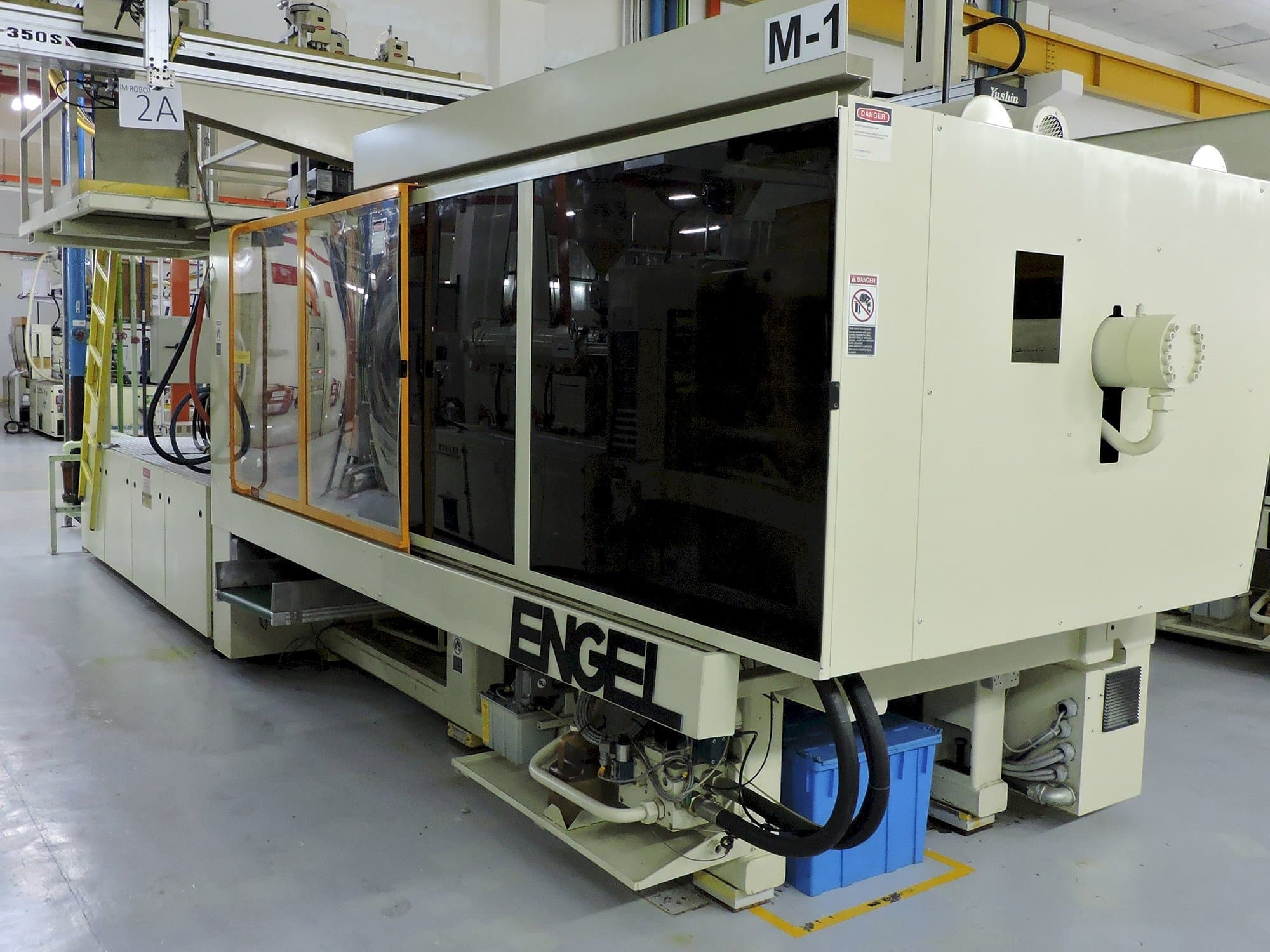 A ENGEL ES 1300 /450 gép jobb nézete