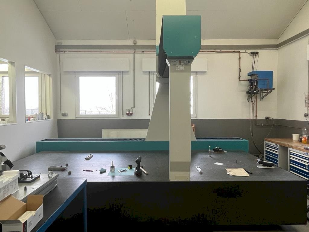 A Wenzel LH 1512  gép elölnézete