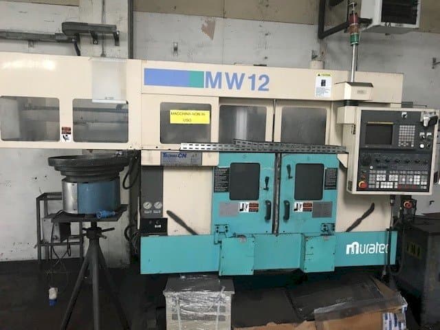 A Muratec MW 12 CNC gép elölnézete