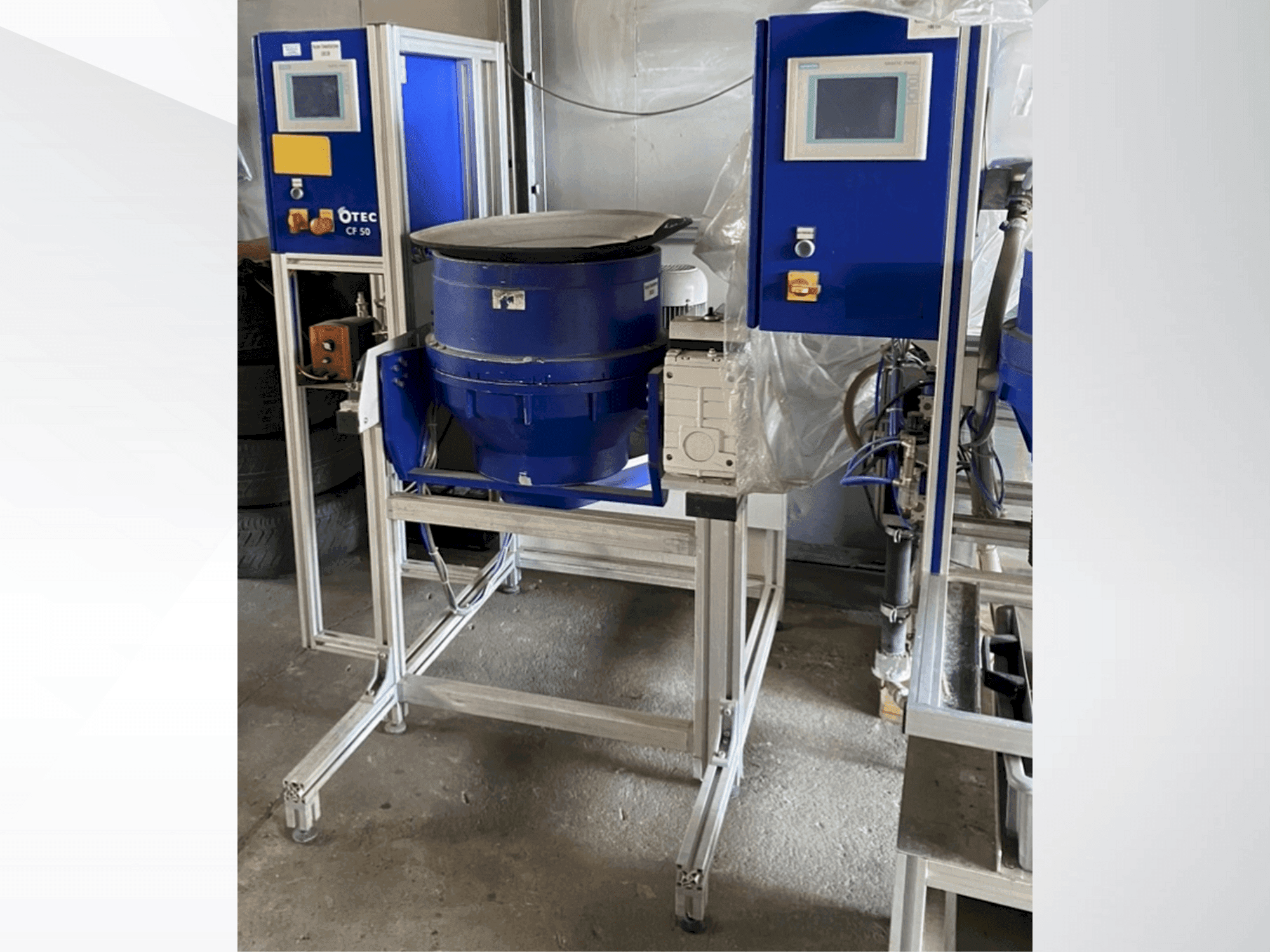 A OTEC CF 1x50  gép elölnézete