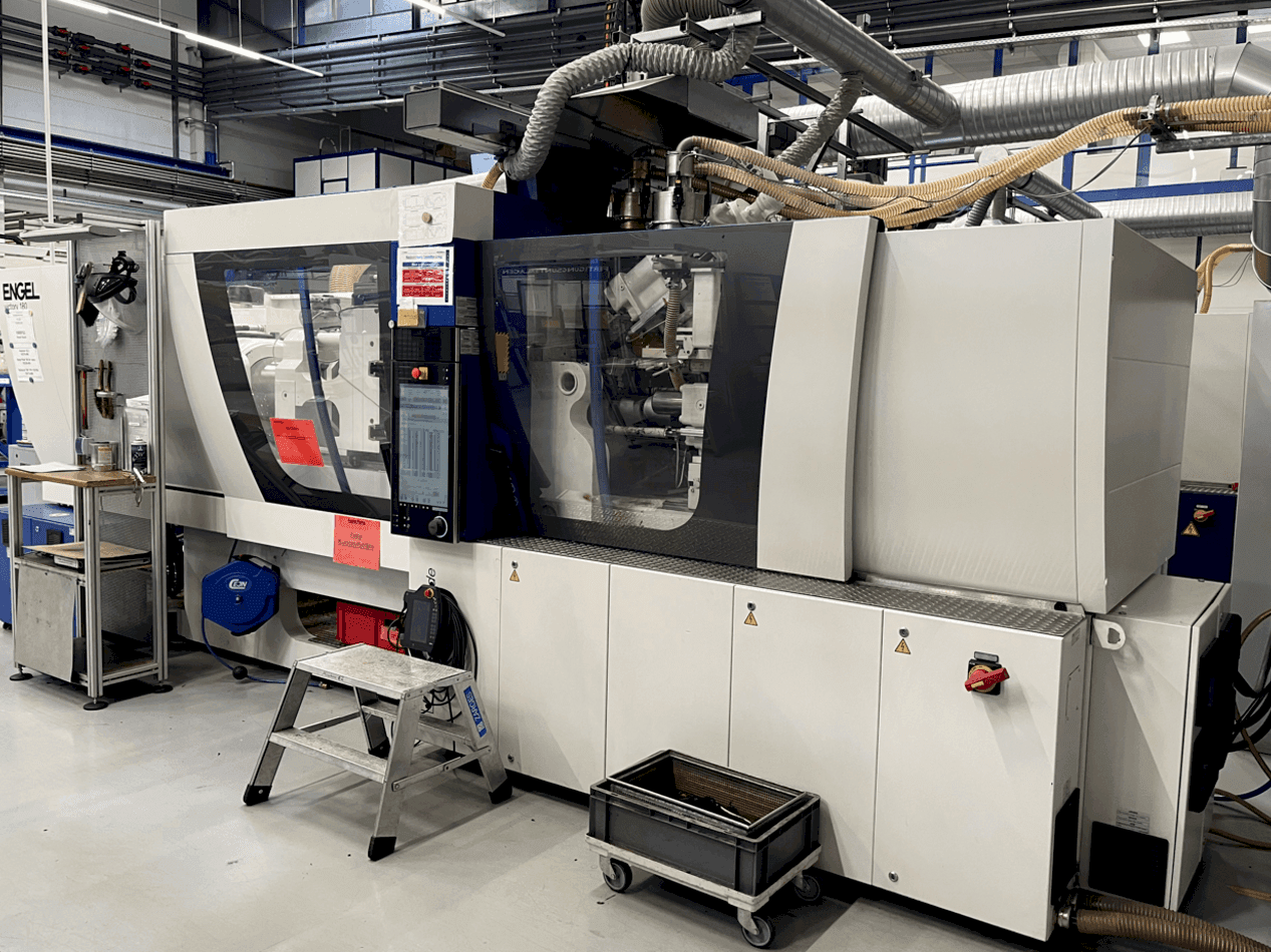 A Engel Victory 200H 60W 180 gép elölnézete