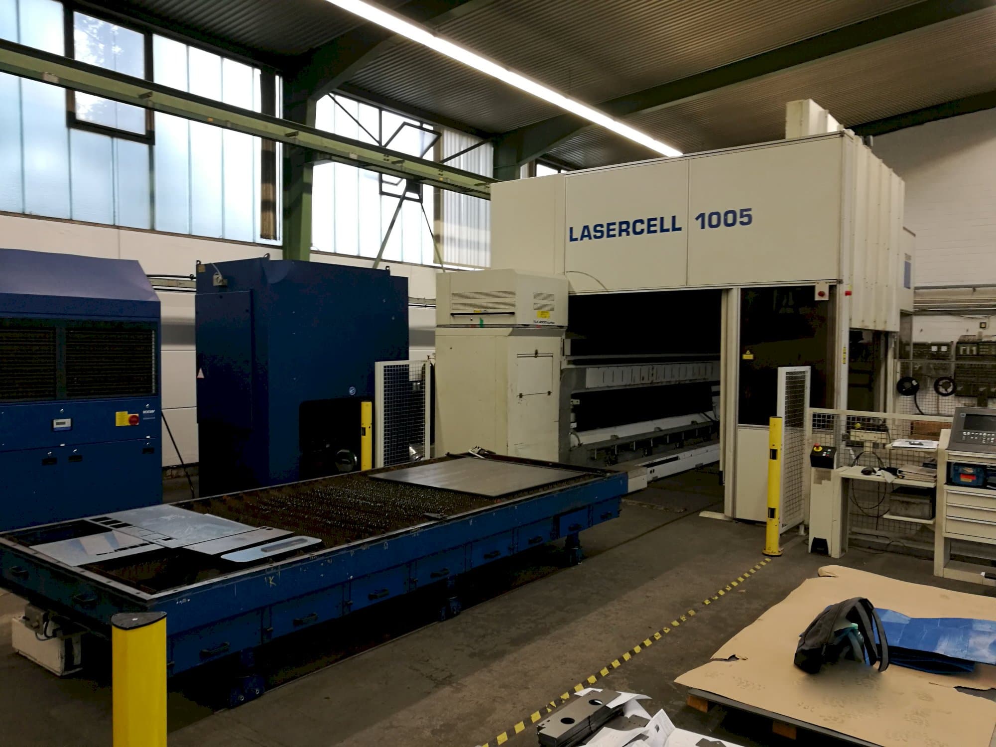 A Trumpf Lasercell TLC 1005 gép bal oldali nézete