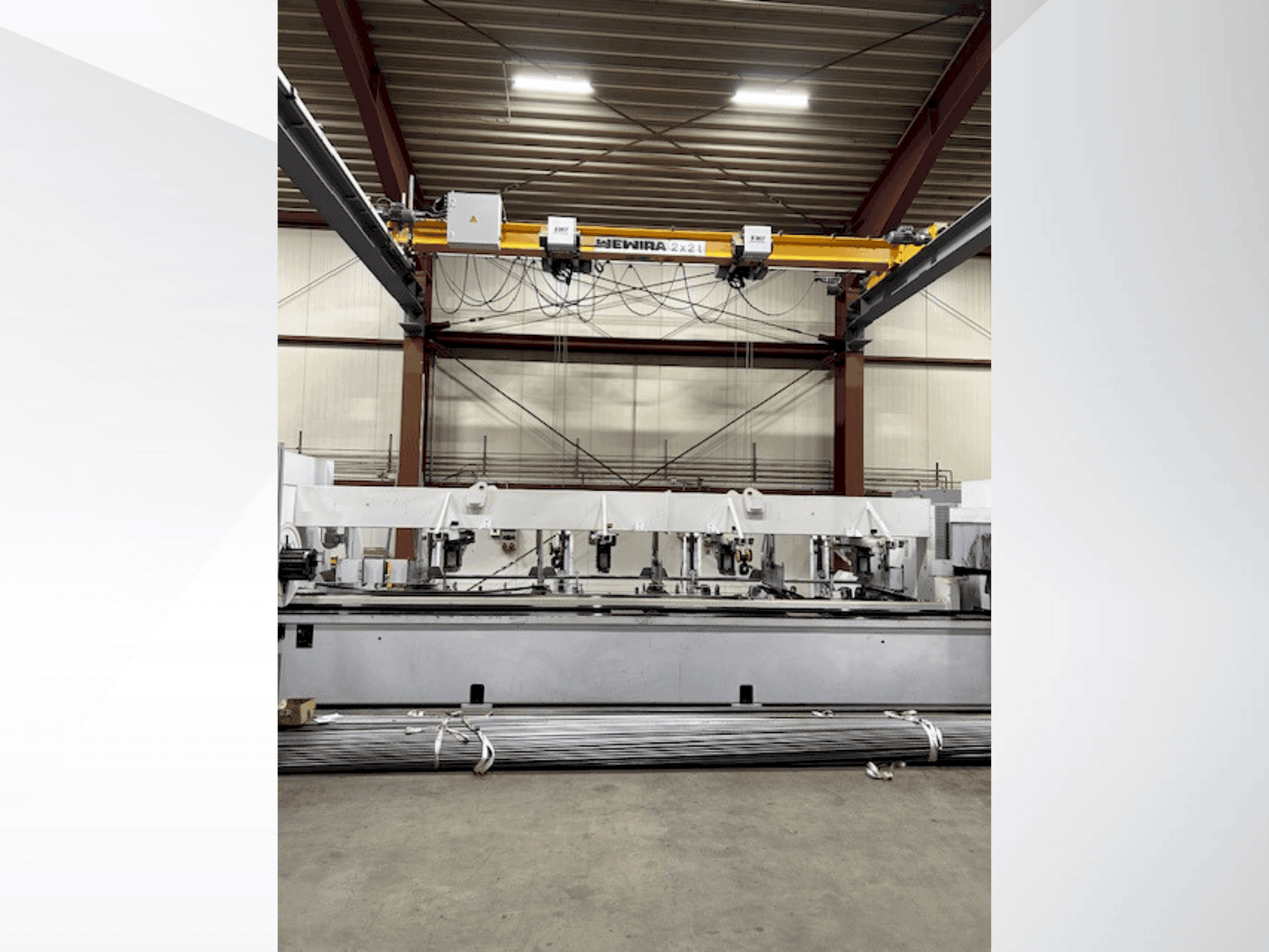 A TRUMPF Tru Laser Tube 3000 Fiber gép elölnézete