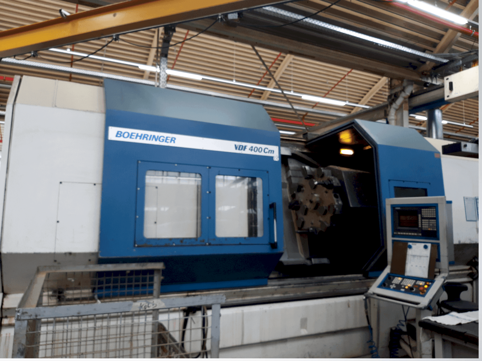 A BOEHRINGER VDF 400 CM  gép elölnézete