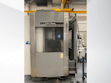 A DECKEL MAHO DMC 75 V Linear gép elölnézete