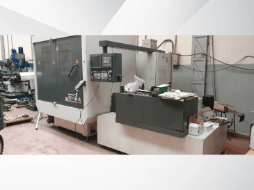 A FANUC Aplha-1iA gép elölnézete