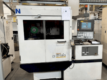 A FANUC Robocut alpha-0iC gép elölnézete
