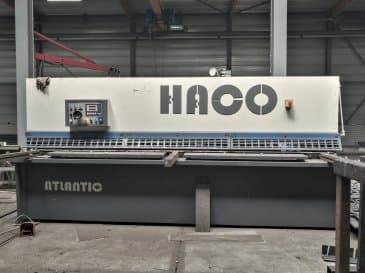 A HACO ATS 3206 gép elölnézete