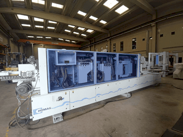 A HOMAG KAL 210 AMBITION 2264  gép elölnézete