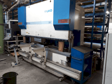 A LVD PPEB 110/30 gép elölnézete