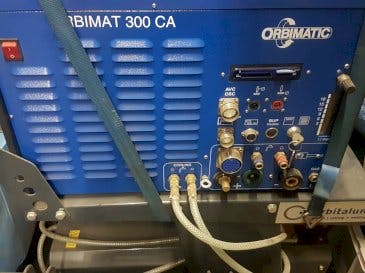 A Orbitalum ORBIMAT 300 CA AVC/OSC  gép elölnézete