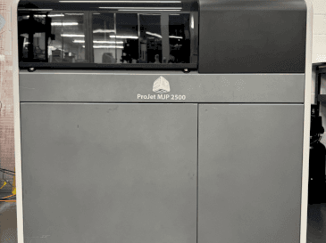 A STEINER Projet MJP 2500 Plus gép elölnézete