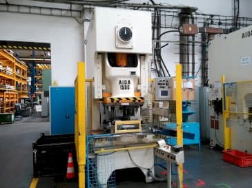 A AIDA NC 1-1500 gép elölnézete