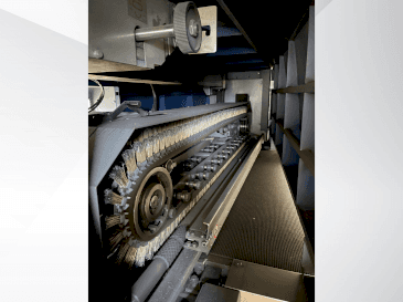 A LISSMAC SBM-M 1500 B2 gép elölnézete