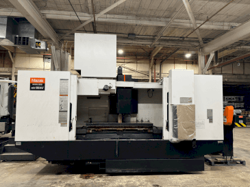 A Mazak VCN 700E/40-II gép elölnézete