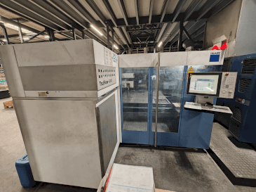 A TRUMPF TruLaser 3030 gép elölnézete