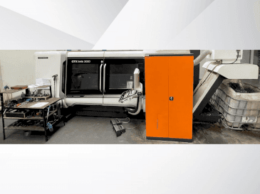 A DMG MORI CTX 2000 gép elölnézete