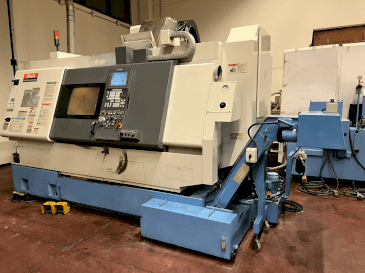 A Mazak Integrex 200 IIY  gép elölnézete
