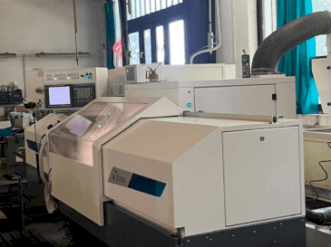 A STUDER Favorit CNC gép elölnézete