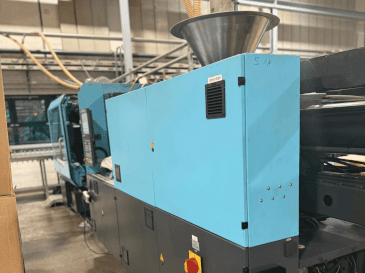 A SUMITOMO SHI DEMAG El-Exis S250/630-1600 gép elölnézete