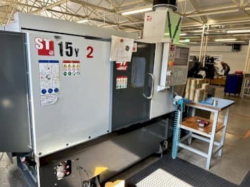 A HAAS ST-15Y (2019) gép elölnézete