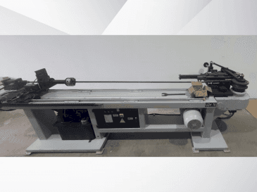 A UZMA MAKINA UZH76  gép elölnézete