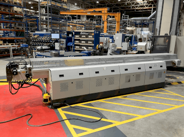 A TRACTO-TECHNIK Tubotron 30 CNC gép elölnézete