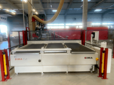 A IMA BIMA CUT 145/330 gép elölnézete