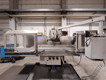 A TOS FGS63T Plus  gép elölnézete