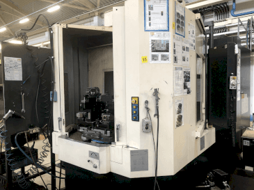 A Makino a61-5XR gép elölnézete