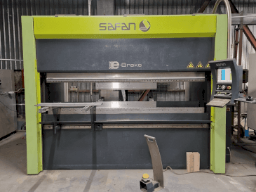 A Safan E-Brake 80-2550-Ts3 Cnc gép elölnézete