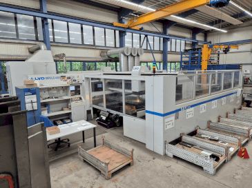 A LVD Impuls 4020  gép elölnézete