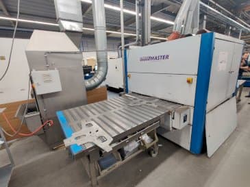 A BUTFERING SPO 313 RTT PRIMA gép elölnézete