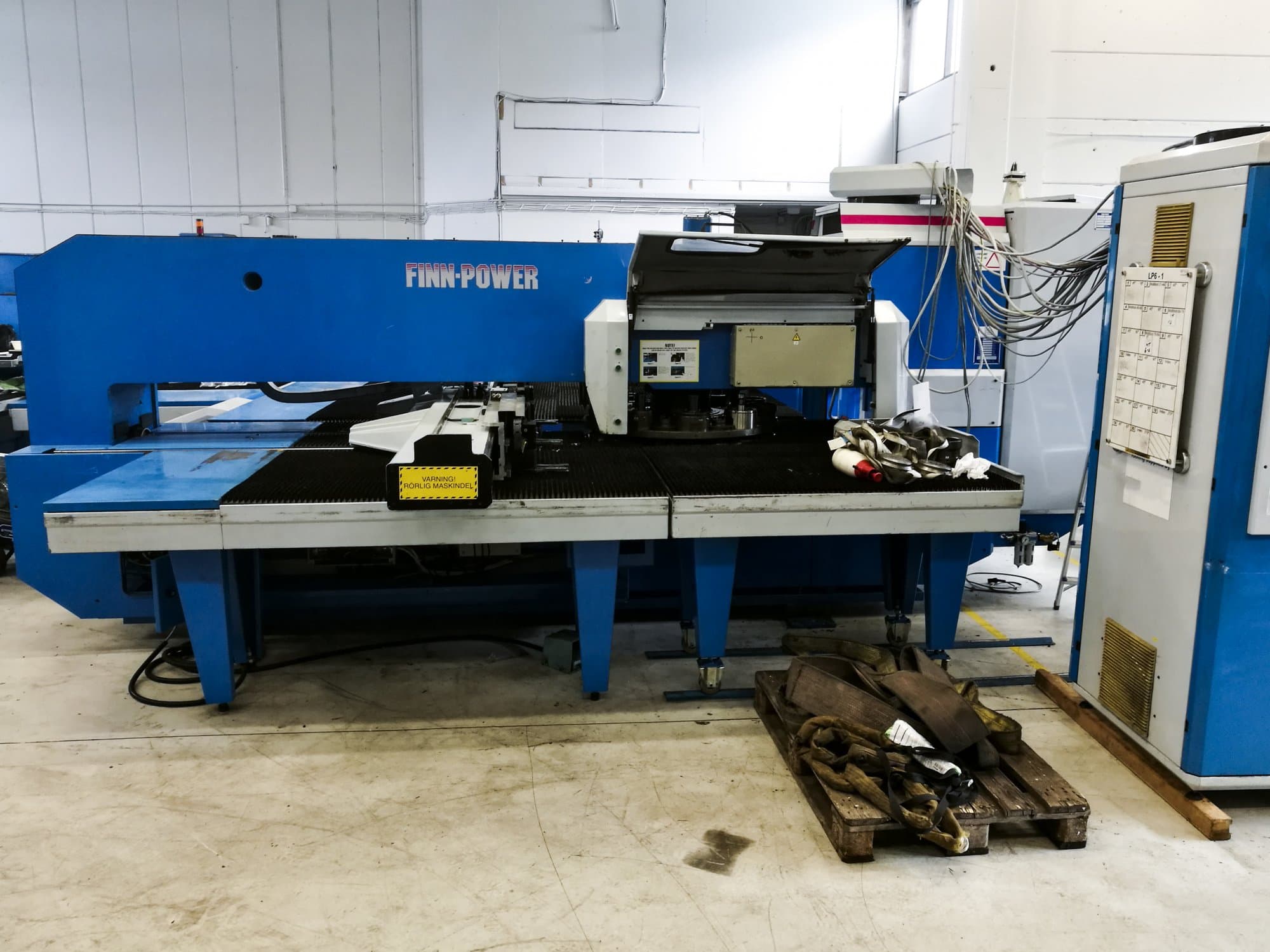 A Finn-Power LP6 SB  gép elölnézete