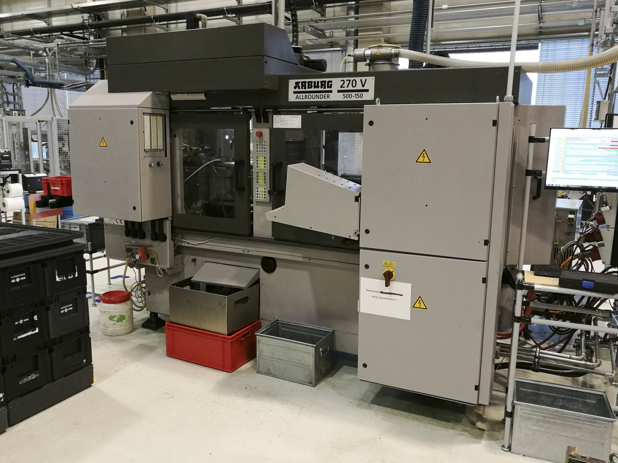 A Arburg 270V 500-150  gép jobb nézete