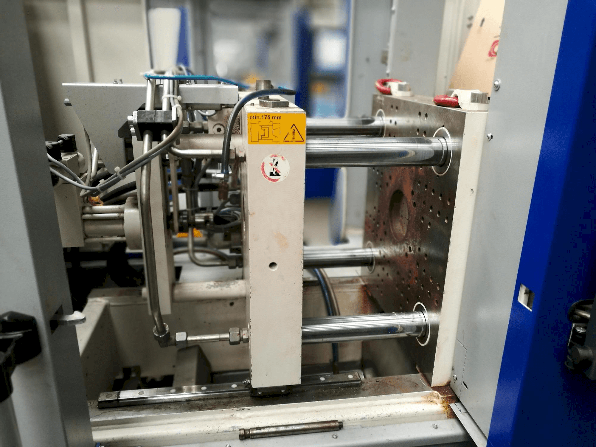 A Krauss Maffei KM 35-55 CX gép elölnézete