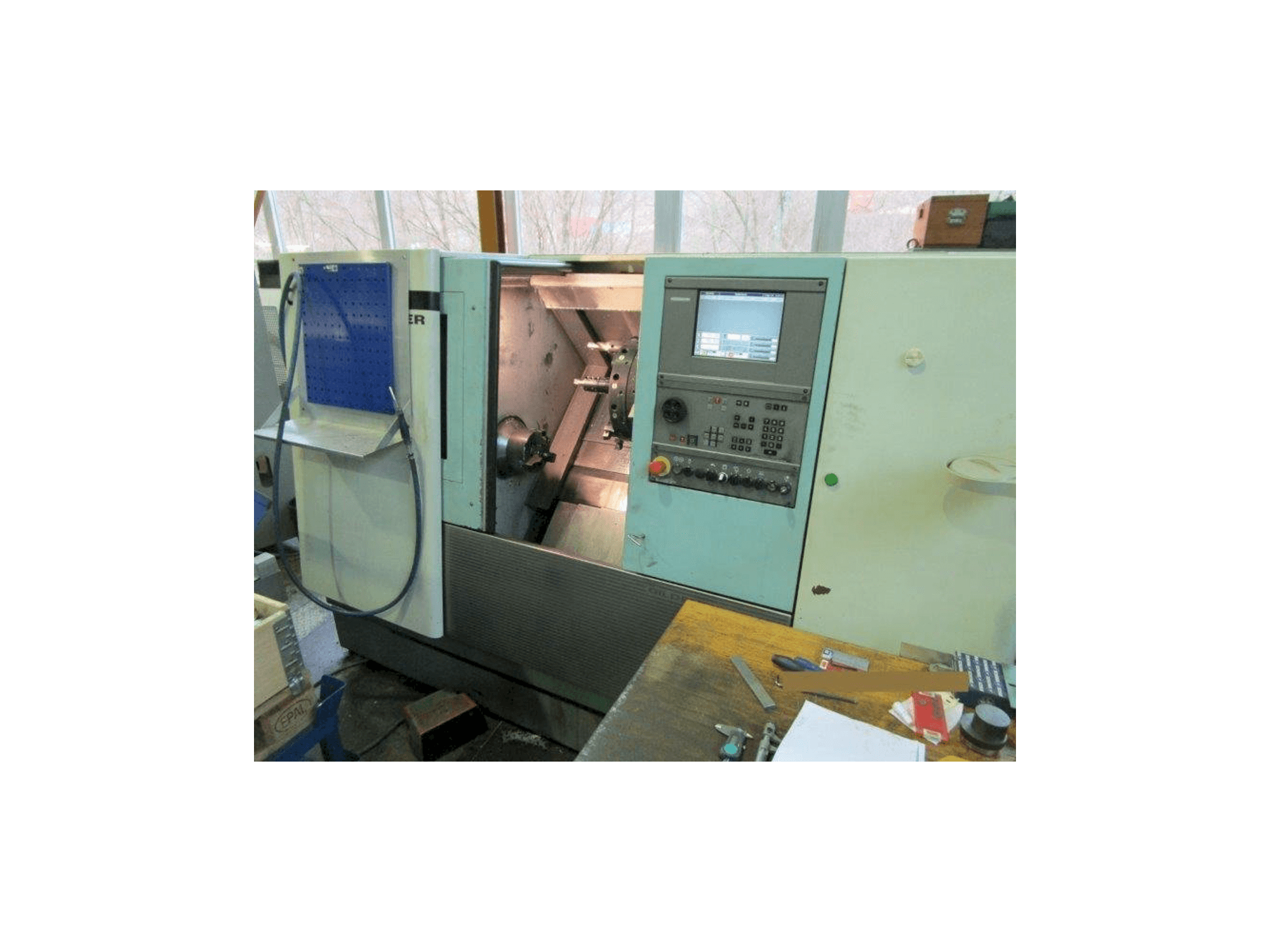 A Gildemeister CTX 310 V3 gép elölnézete