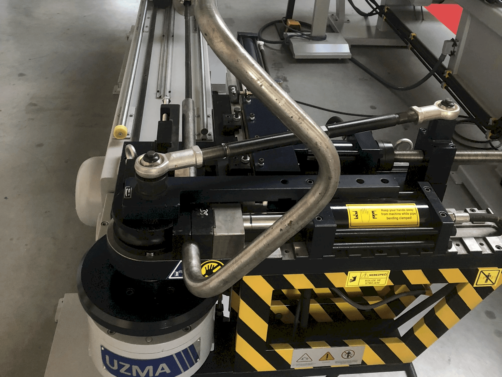 A UZMA UZH 51 gép részlete