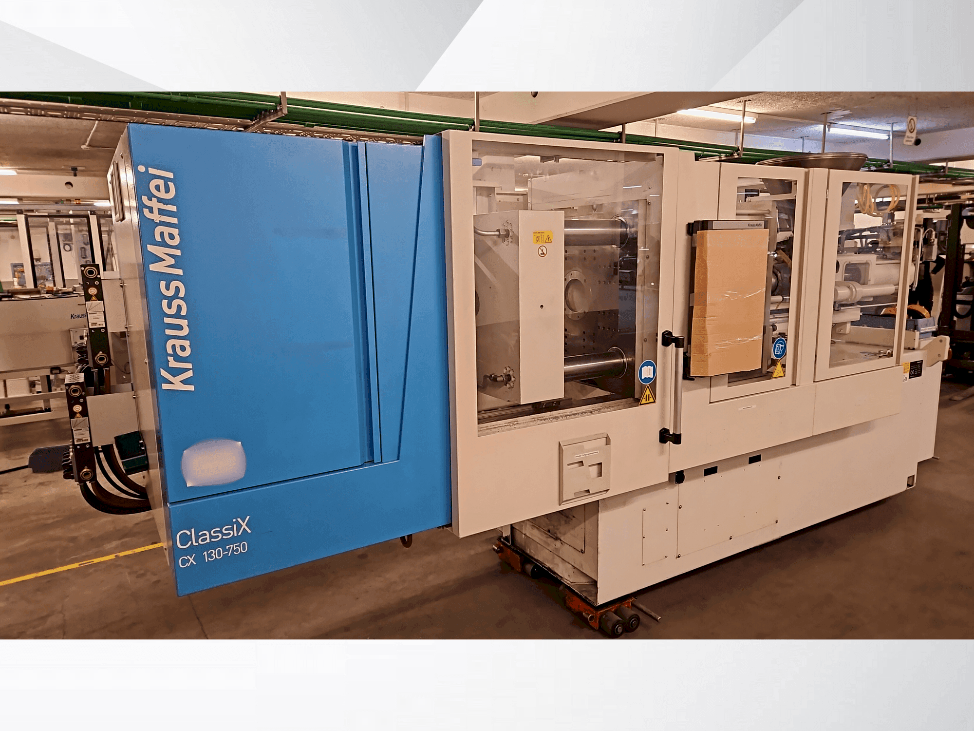 A Krauss Maffei 130-750 CX gép elölnézete