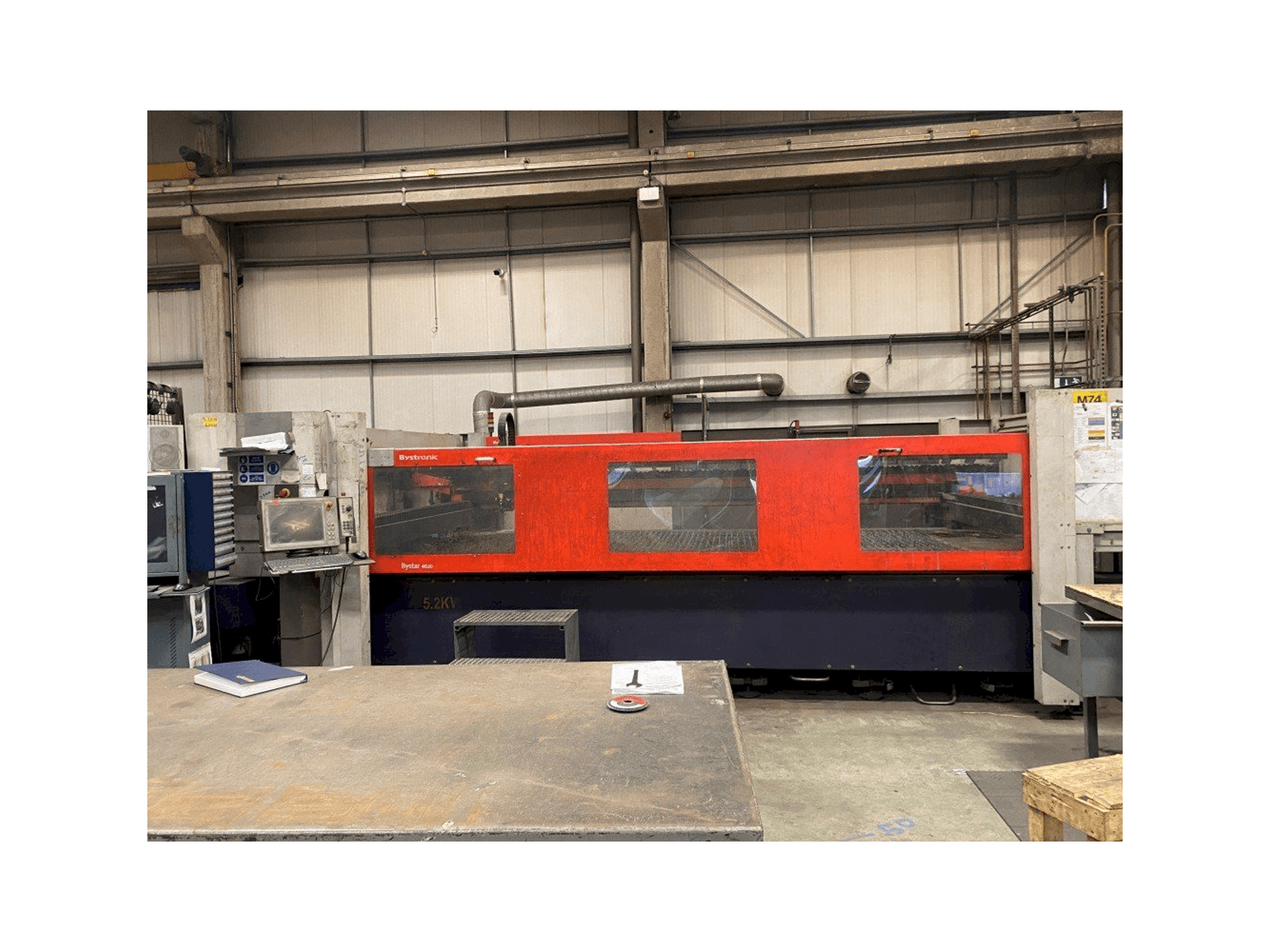 A Bystronic Bystar 4020 gép elölnézete