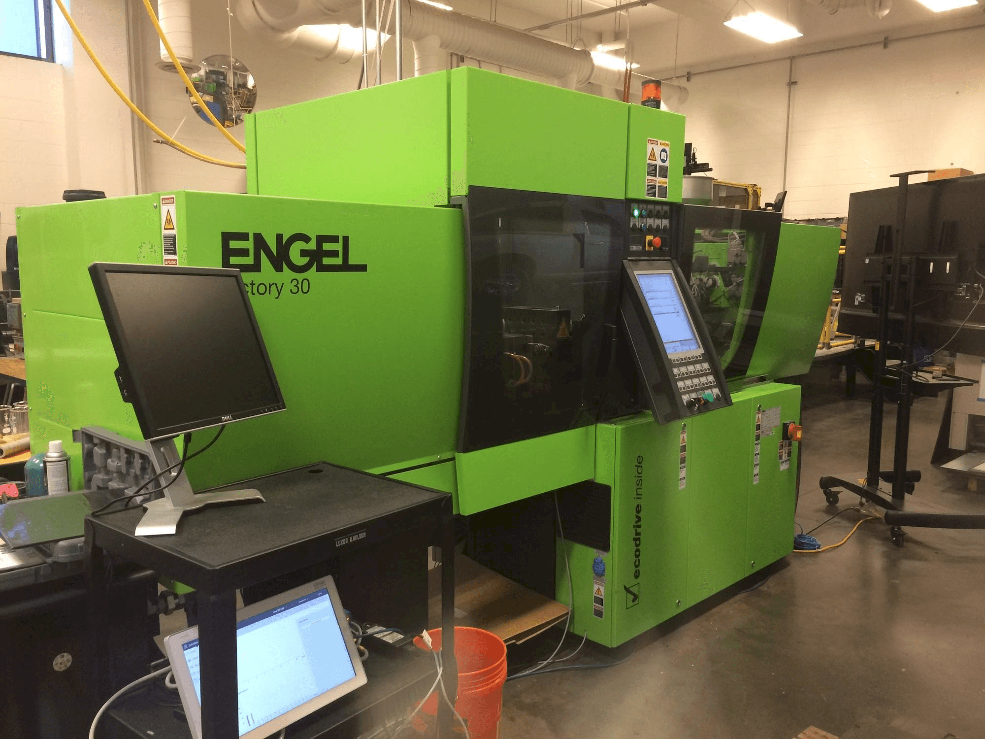 A ENGEL Victory 200/30 Tech US gép elölnézete