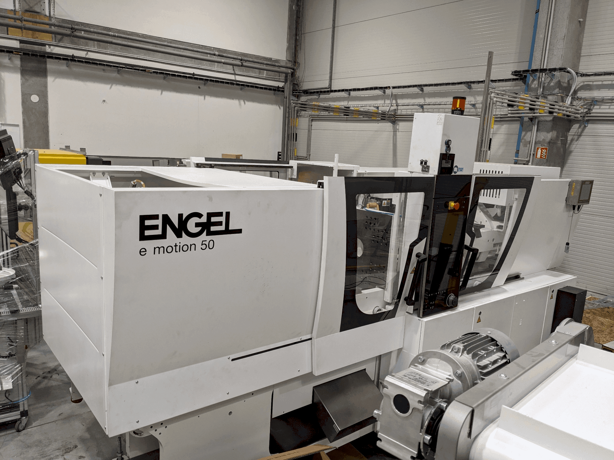 A Engel e-motion 170/50 TL gép elölnézete