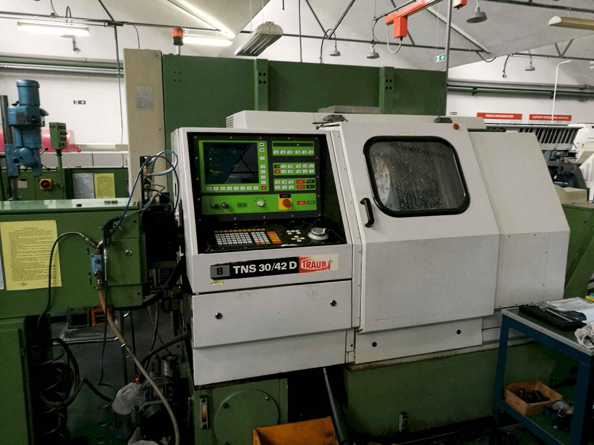A TRAUB TNS 30/42 D gép elölnézete