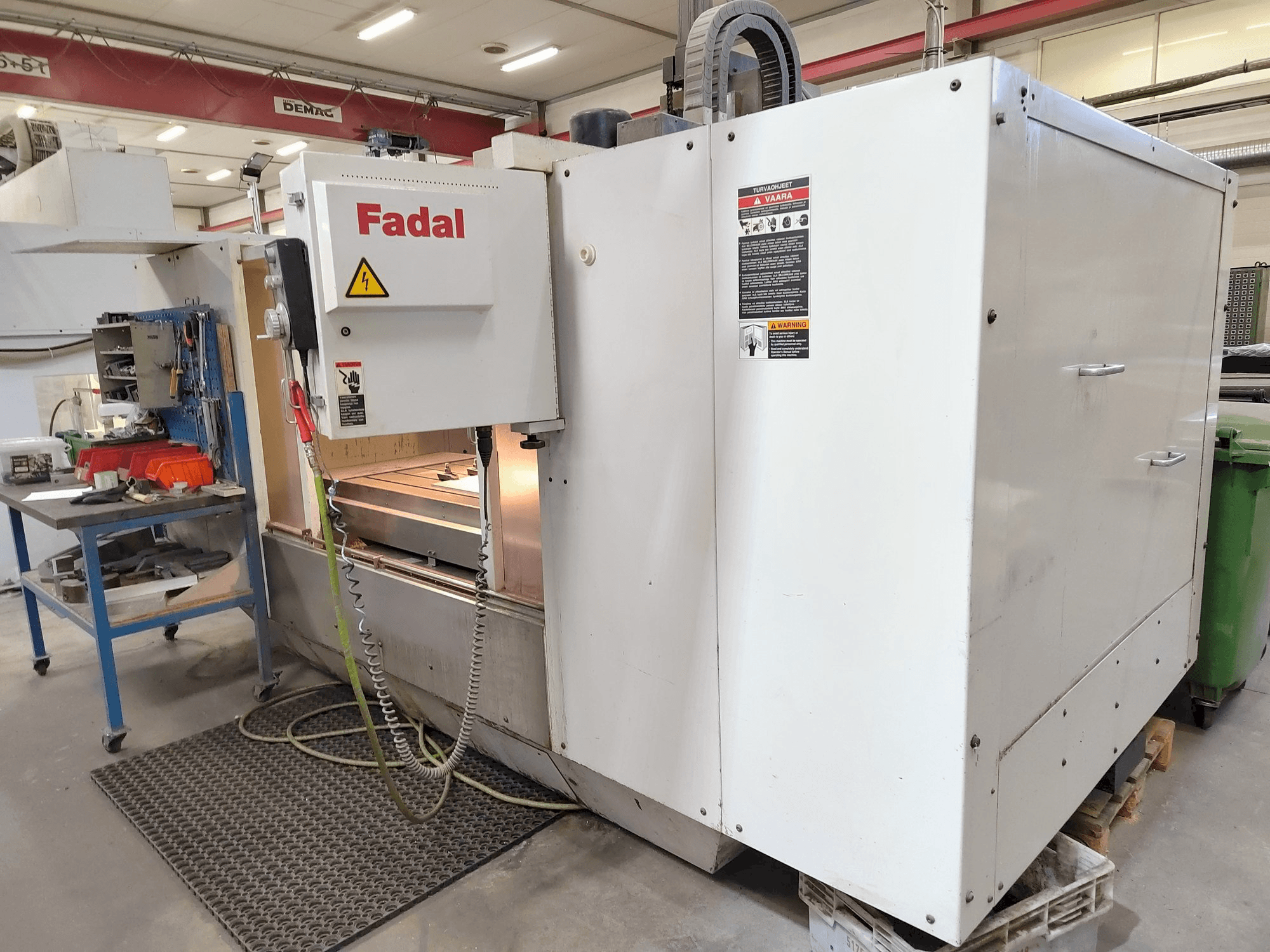 A FADAL VMC 6030HT gép elölnézete