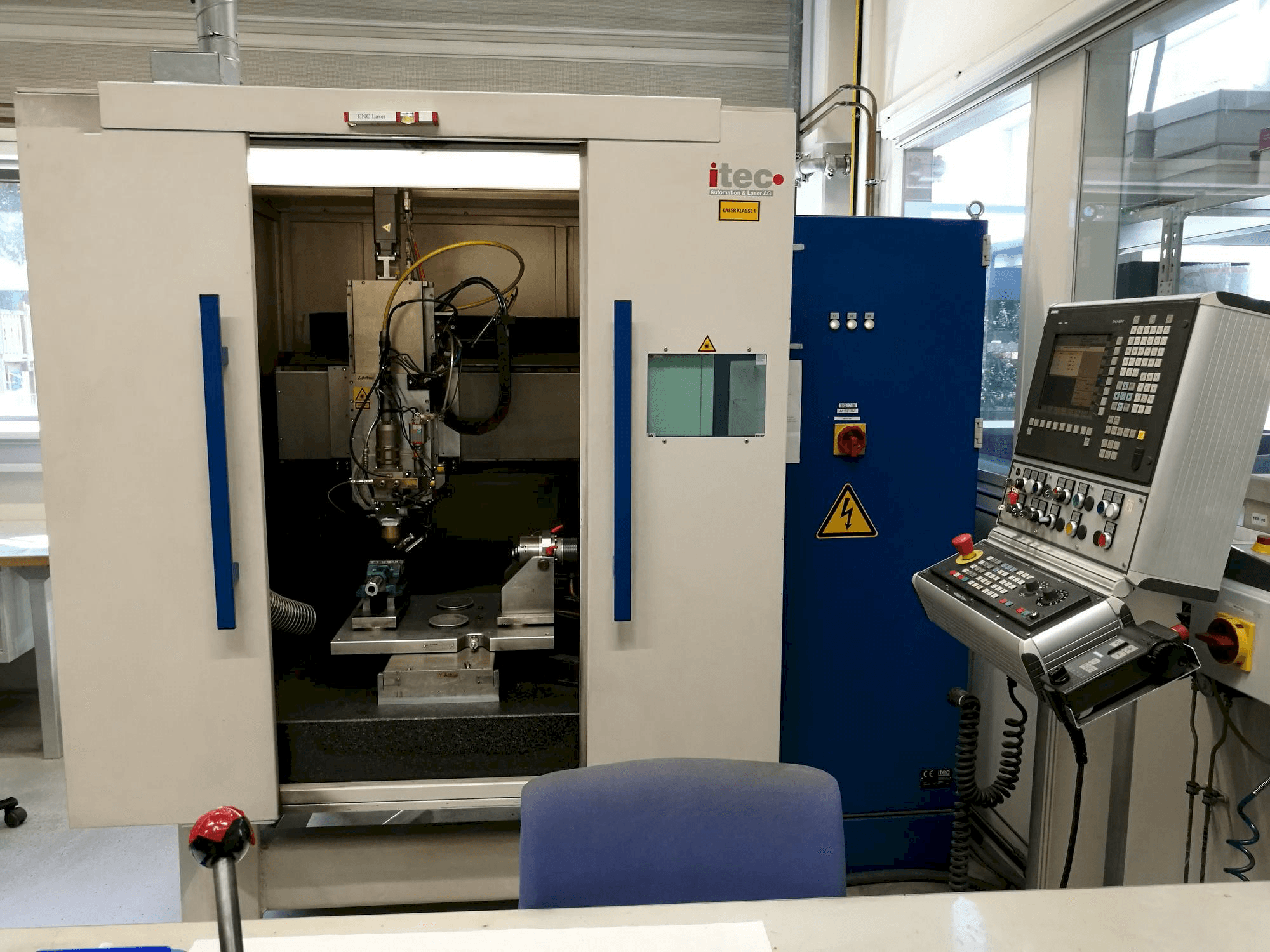 A ITEC vmaxS gép elölnézete