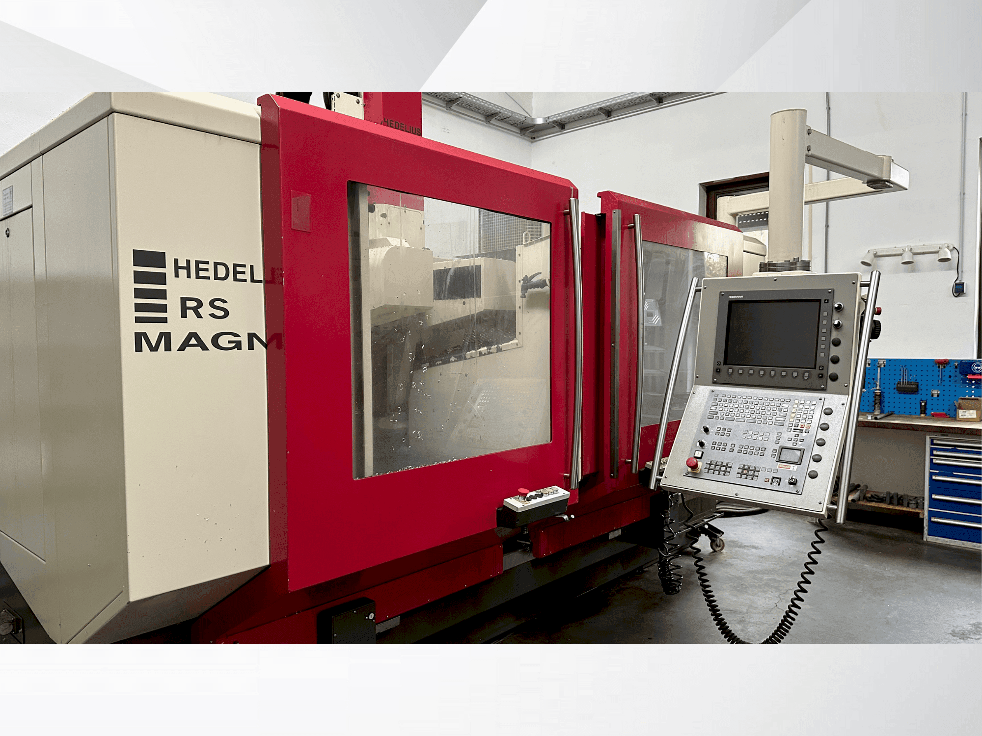 A HEDELIUS RS60KM-2000 gép elölnézete