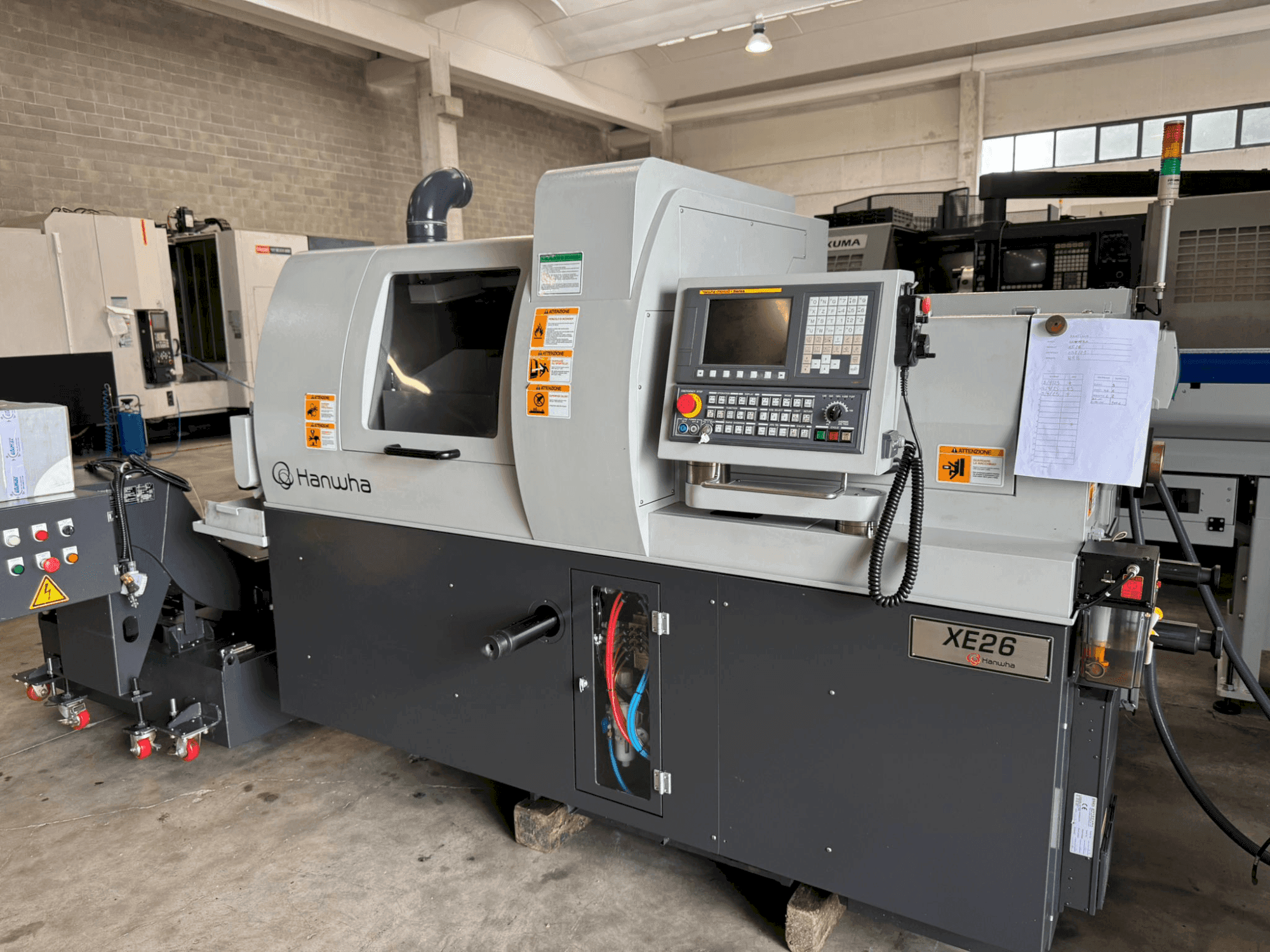 A Hanwha XE 26 H gép elölnézete