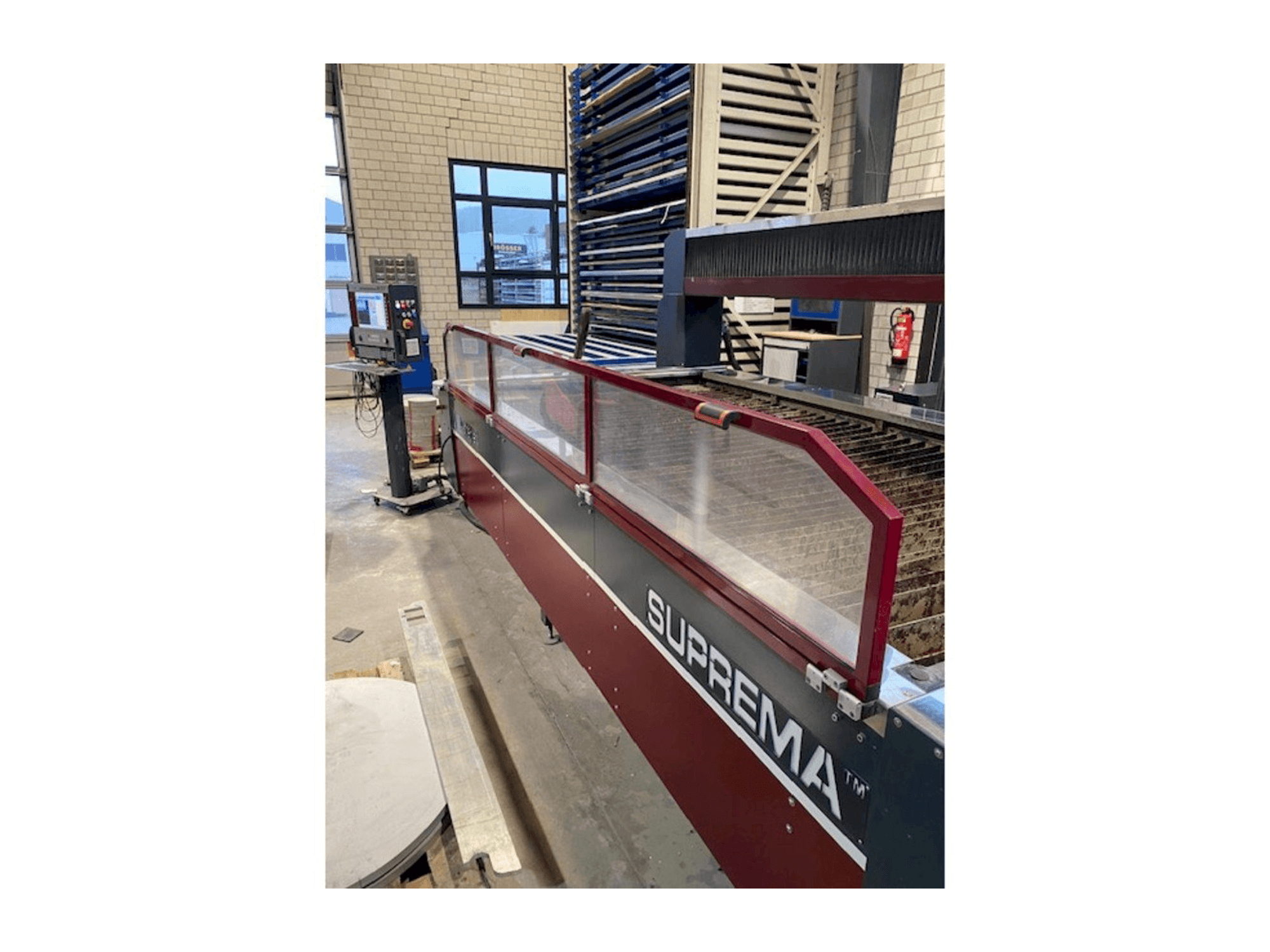 A Waterjet Italy Suprem gép elölnézete