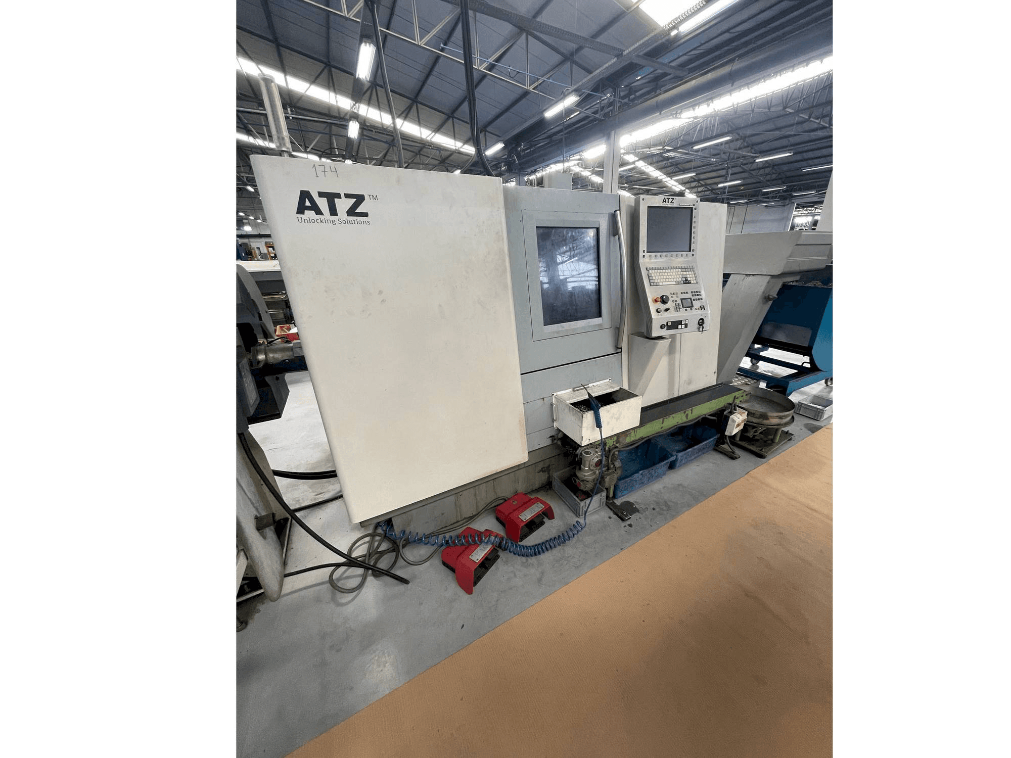 A Gildemeister CTX 310 V6 gép elölnézete