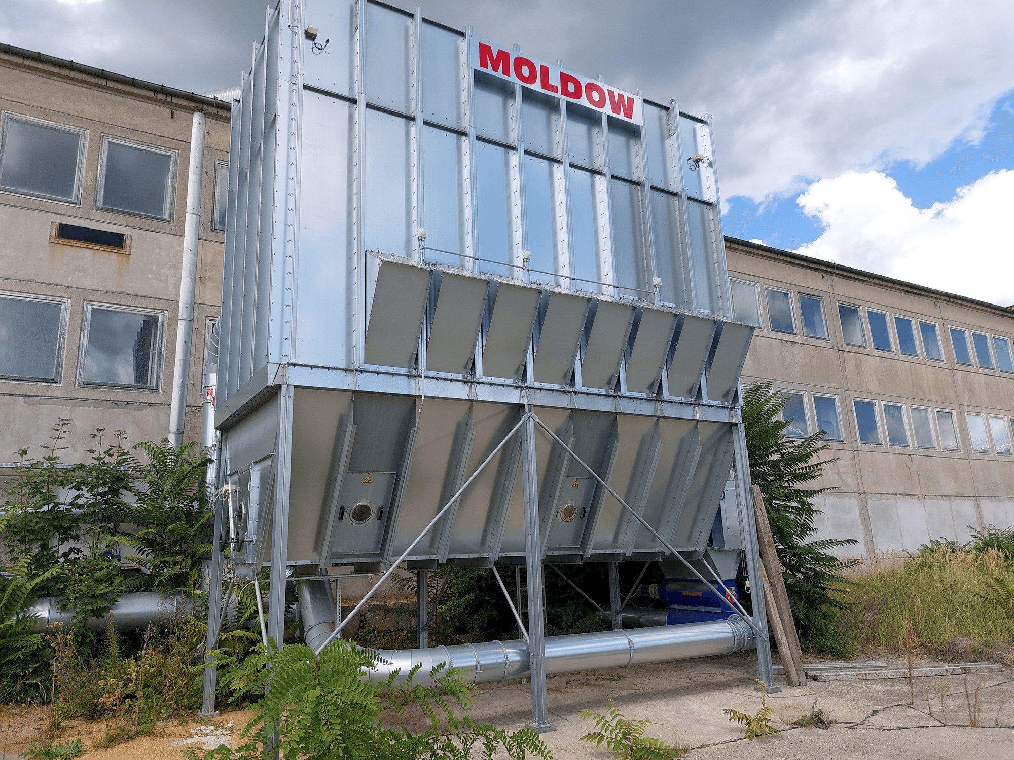 A MOLDOW MHL Casing EXP gép elölnézete